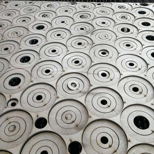 東莞(wan)虎門 不(bu)鏽鋼激(jī)光切割(gē)加工