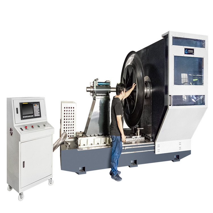 大直徑風機(ji)前盤 進風口(kou)數控自動旋(xuan)壓機1800型